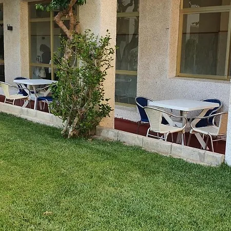 Bonito Cerca De La Playa Apartamento